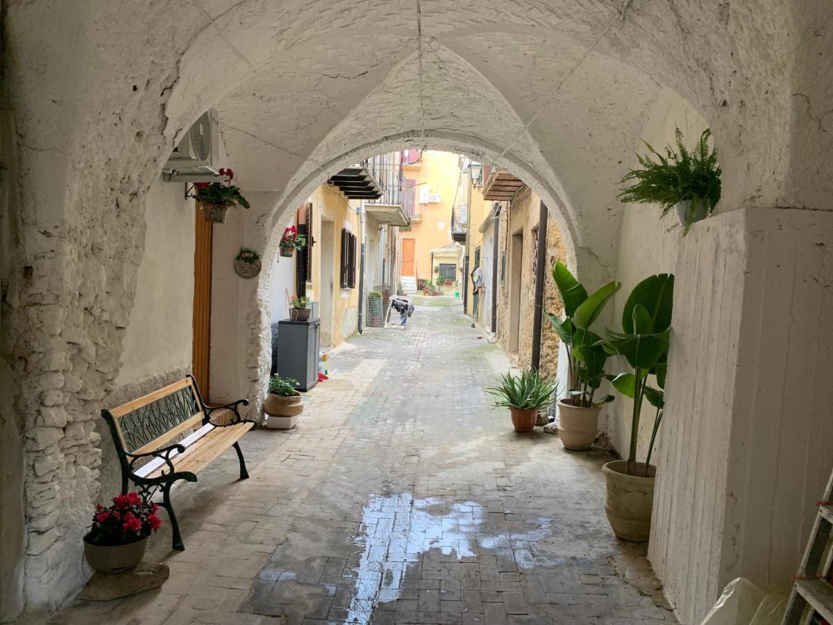 Al Vico Bartoli Suite Room Mazzarino Luaran gambar