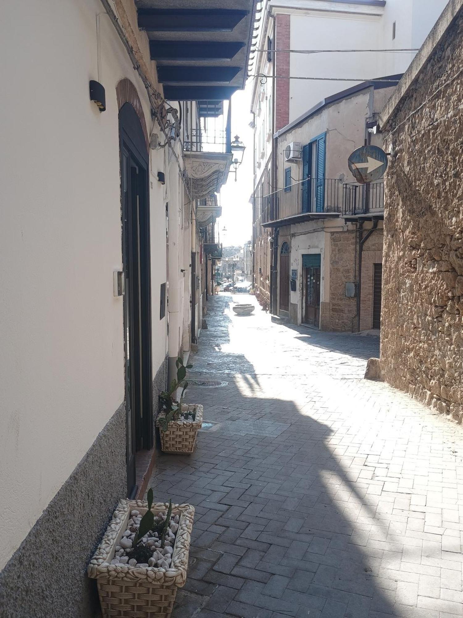 Al Vico Bartoli Suite Room Mazzarino Luaran gambar